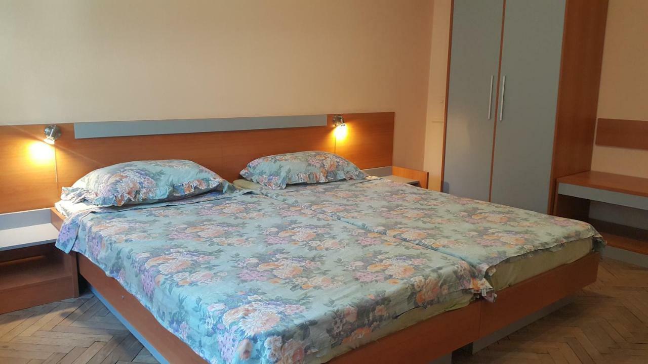 Super Center-Huge 2 Bedrooms Apartment Burgas Екстер'єр фото